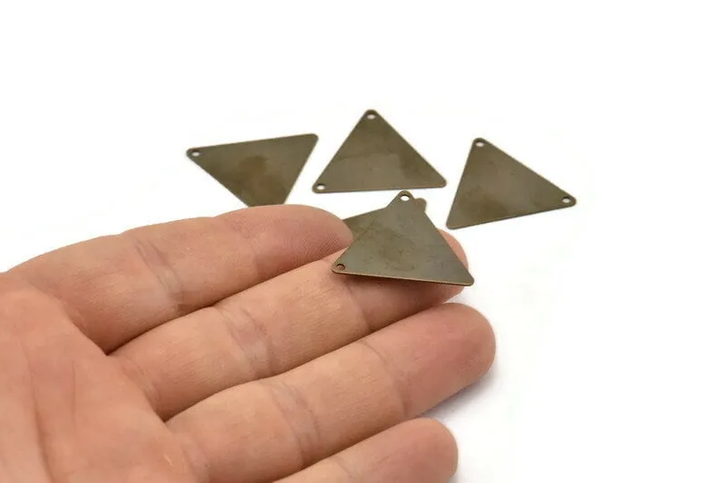 20 Antique Brass Triangle Charms 2 Holes (22x25mm)  K211