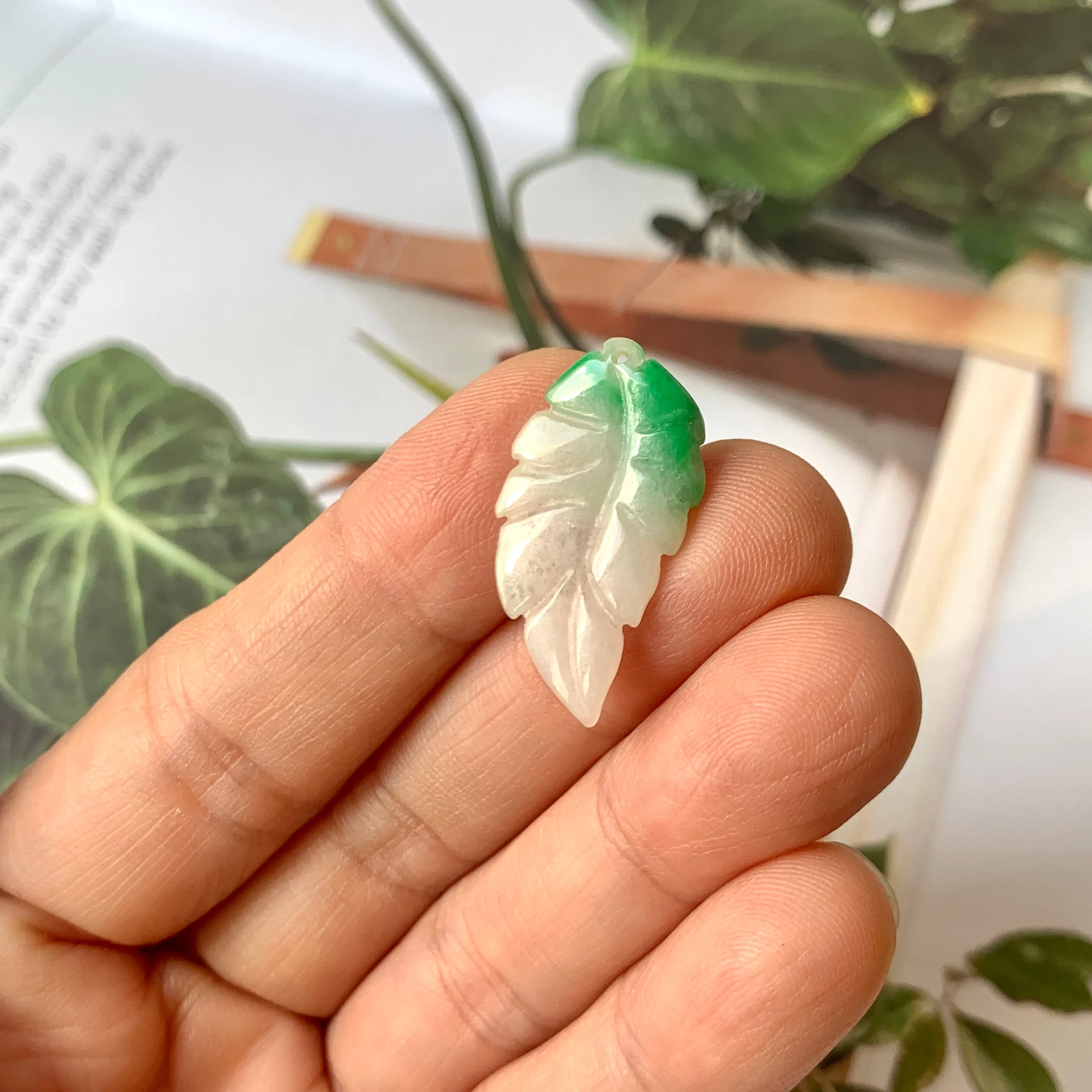 A-Grade Moss On Snow Jadeite Leaf Pendant No.172280